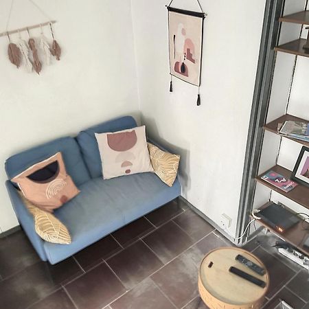 Petit T2 Duplex Centre Orleans Au Calme Apartment Exterior photo